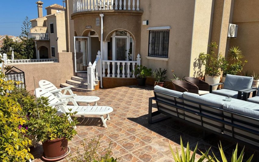 Resale - Quad Villa -
Las Filipinas - Costa Blanca