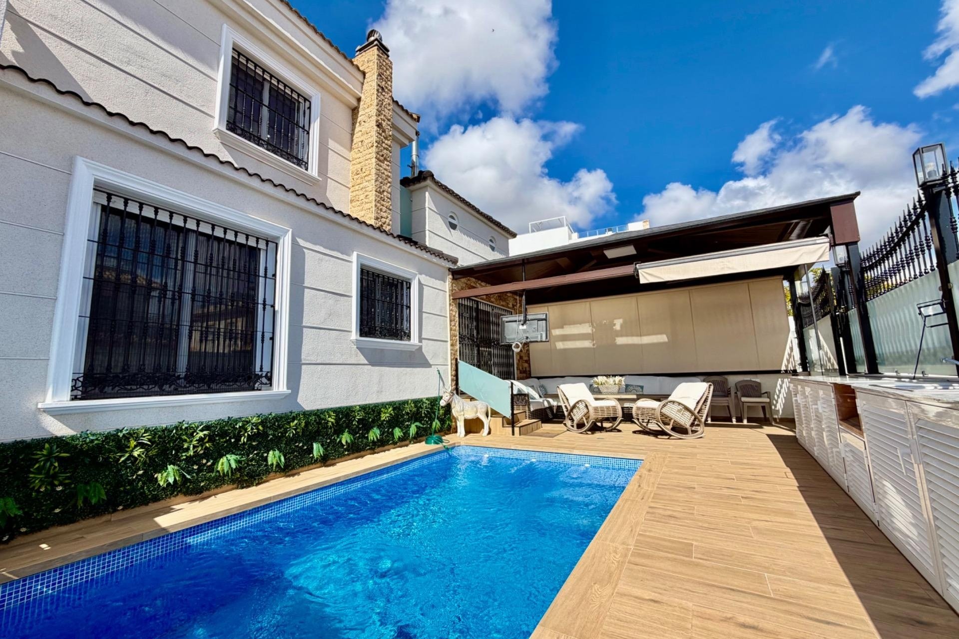 Resale - Semi Detached -
Orihuela Costa - La Zenia