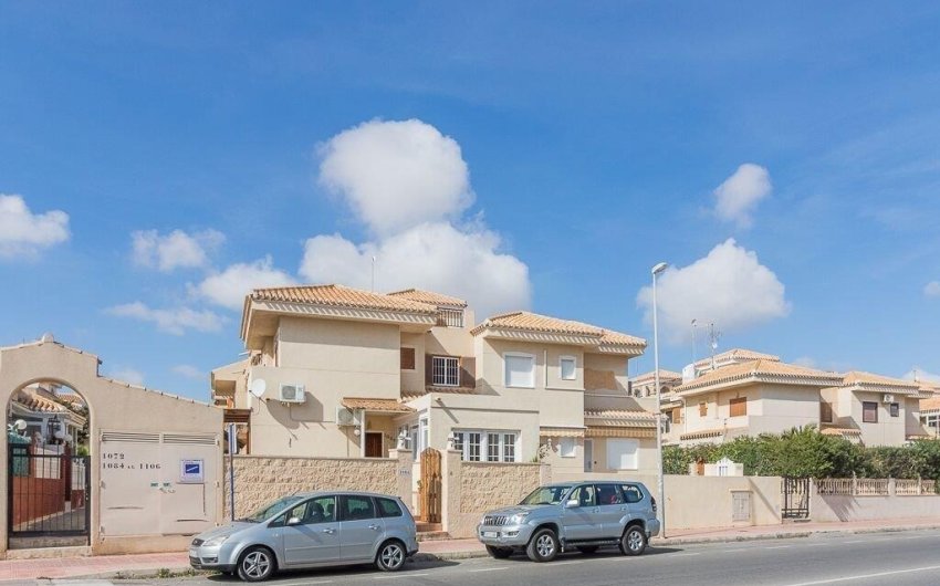 Resale - Semi Detached -
Orihuela Costa - Playa Flamenca