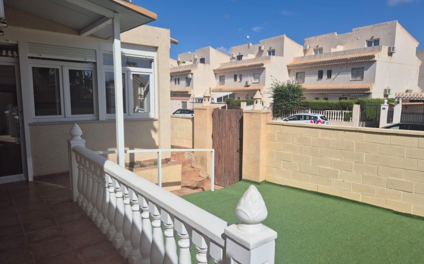 Resale - Semi Detached -
Orihuela Costa - Playa Flamenca