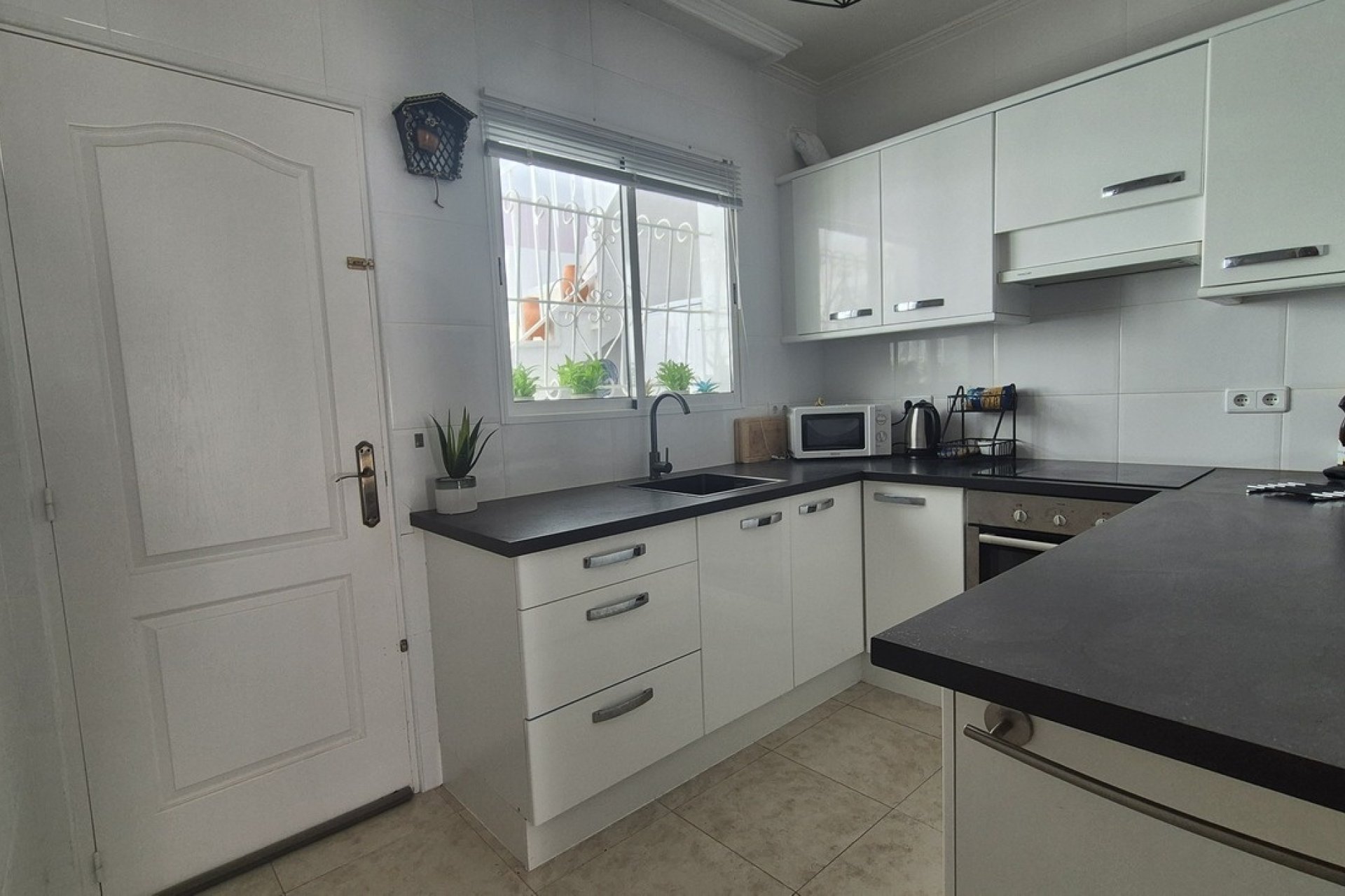 Resale - Semi Detached -
San Miguel de Salinas - Inland