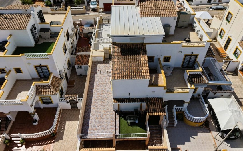 Resale - Semi Detached -
Torrevieja - Costa Blanca