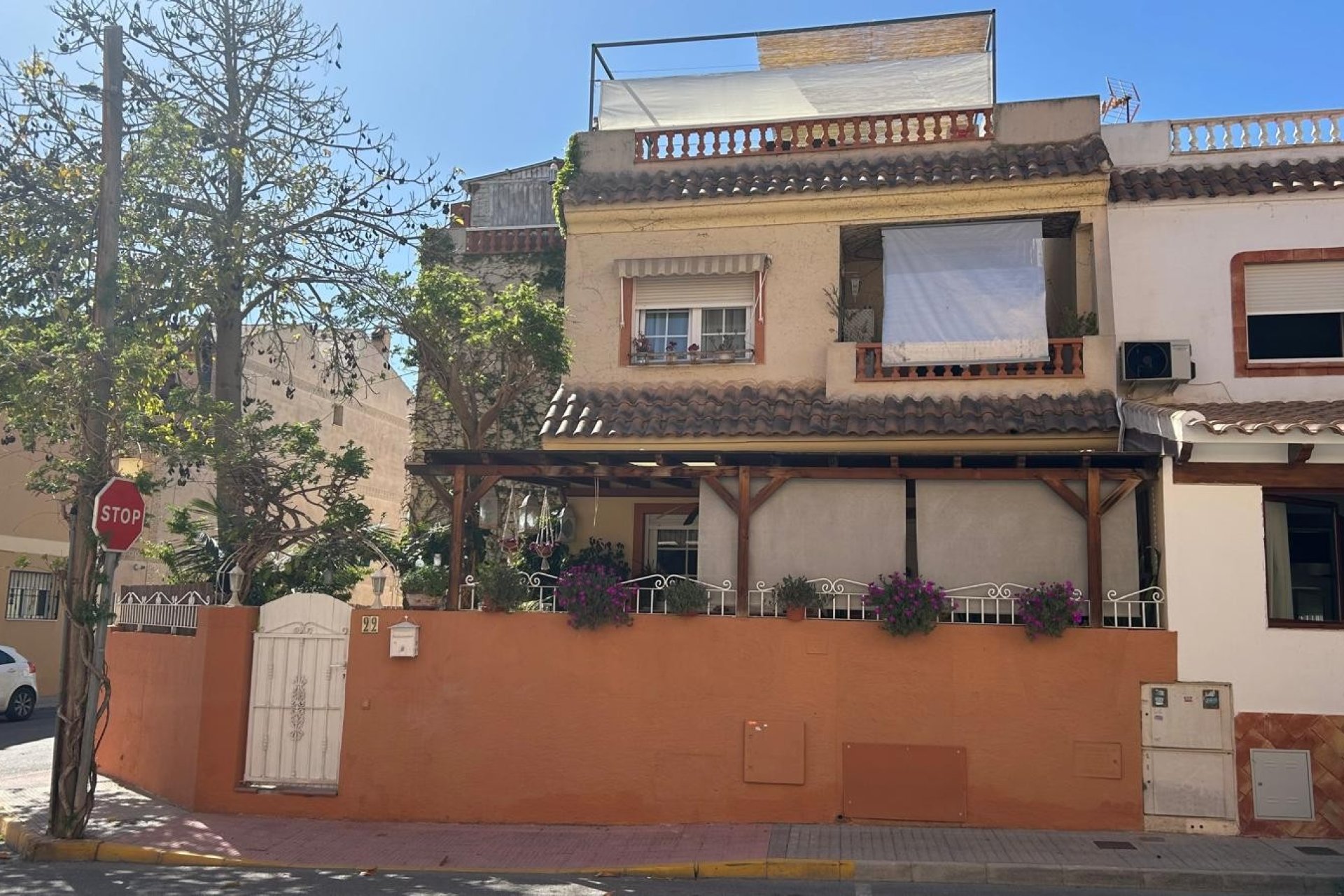 Resale - Semi Detached Villa -
Los Montesinos