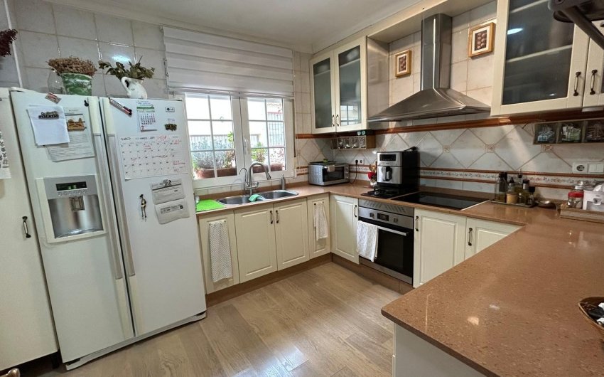 Resale - Semi Detached Villa -
Los Montesinos