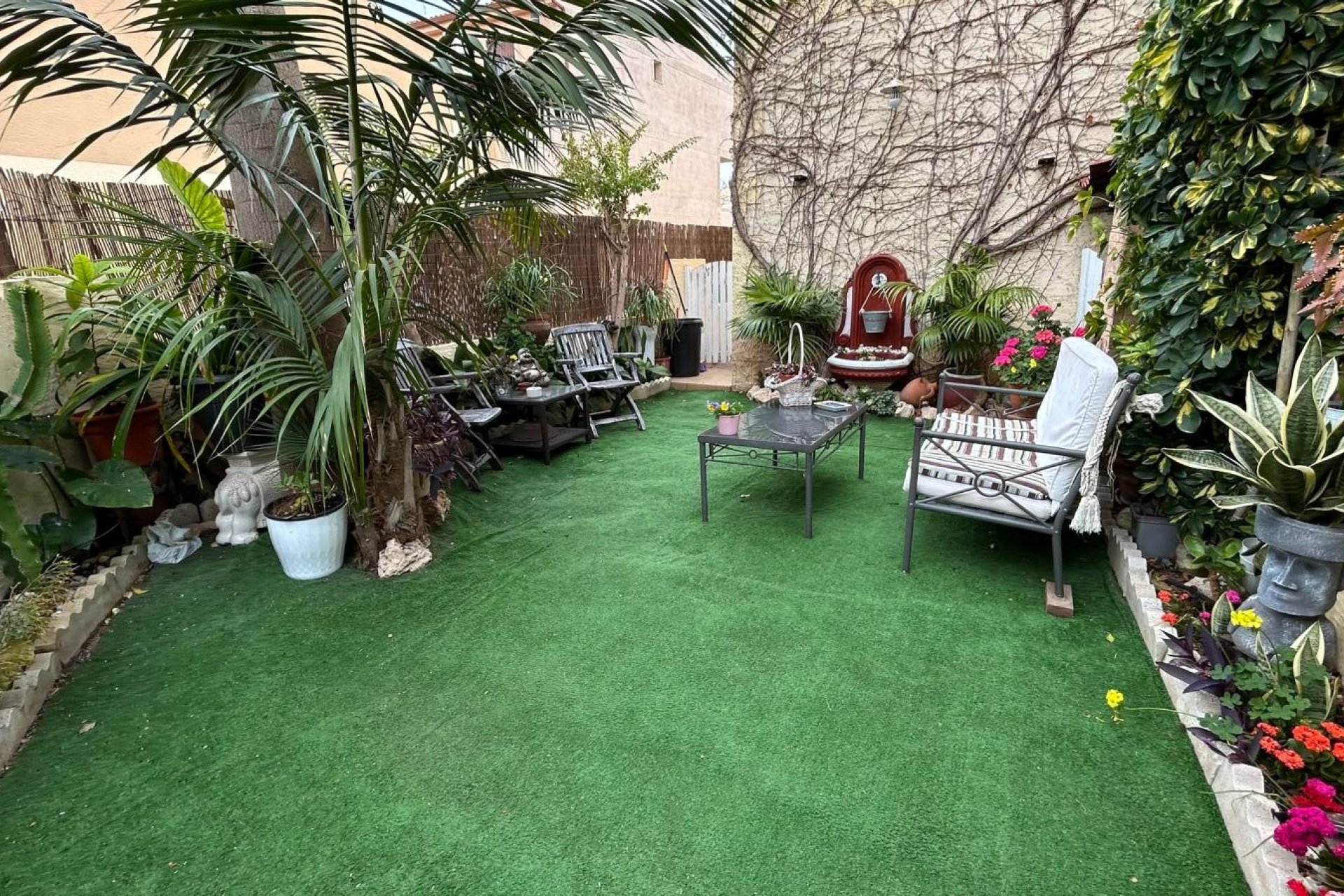 Resale - Semi Detached Villa -
Los Montesinos