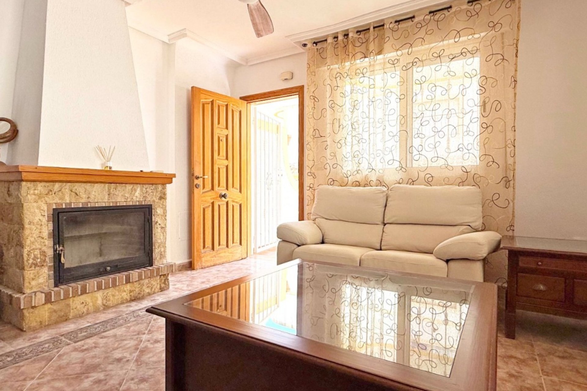 Resale - Semi Detached Villa -
Orihuela Costa - Los Altos