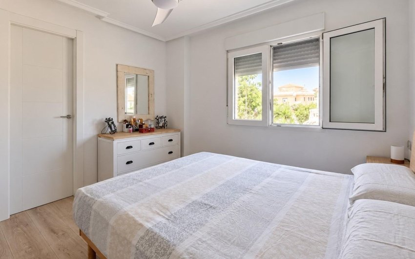 Resale - Terraced house -
Rojales - Lo Marabú