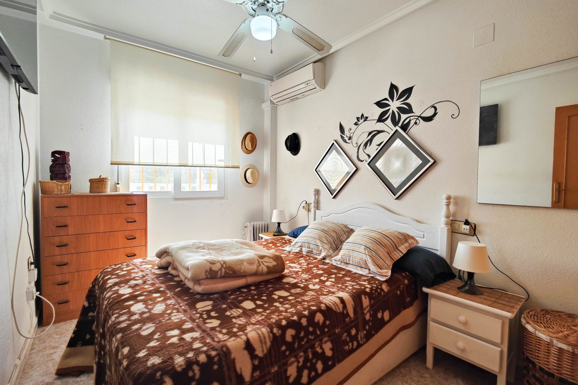 Resale - Top Floor Bungalow -
Torrevieja - La Siesta