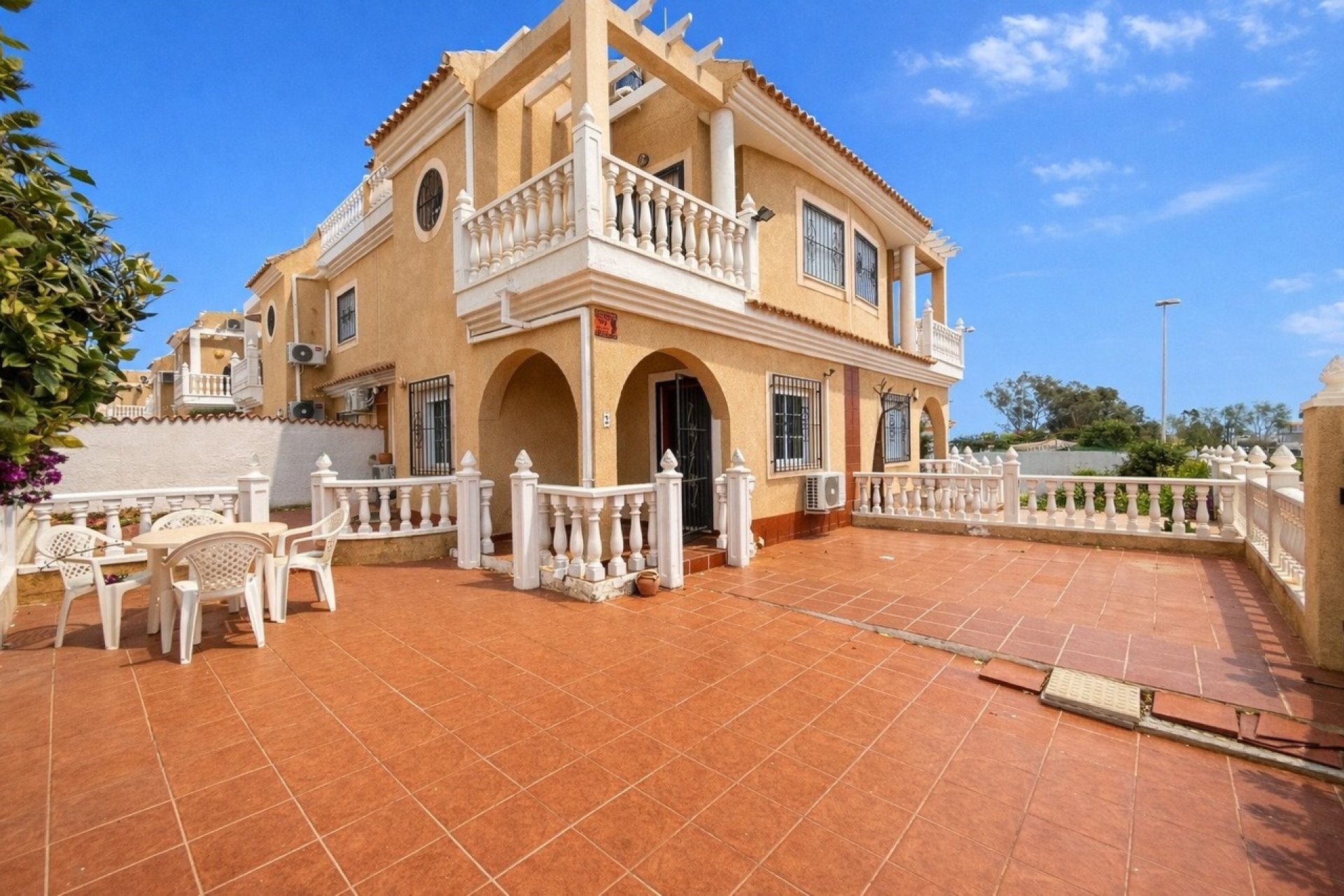 Resale - Town House -
Cabo Roig - Costa Blanca