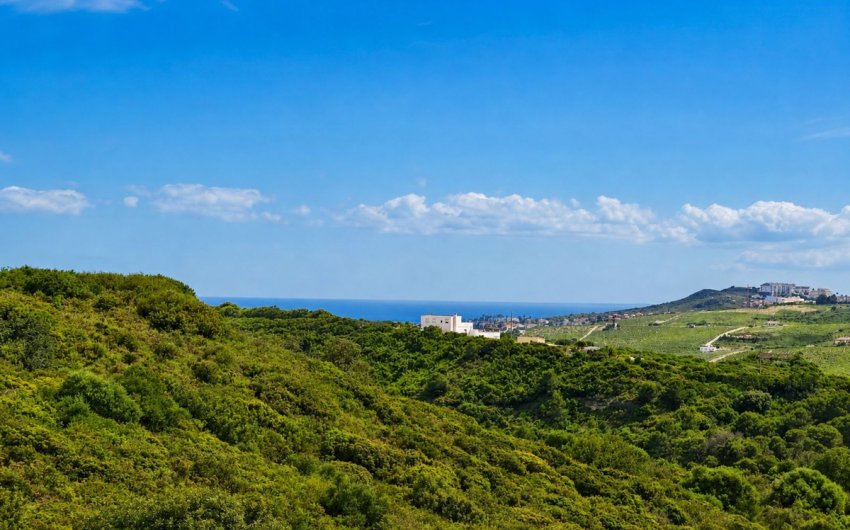 Resale - Town House -
Casares Playa - Costa del Sol