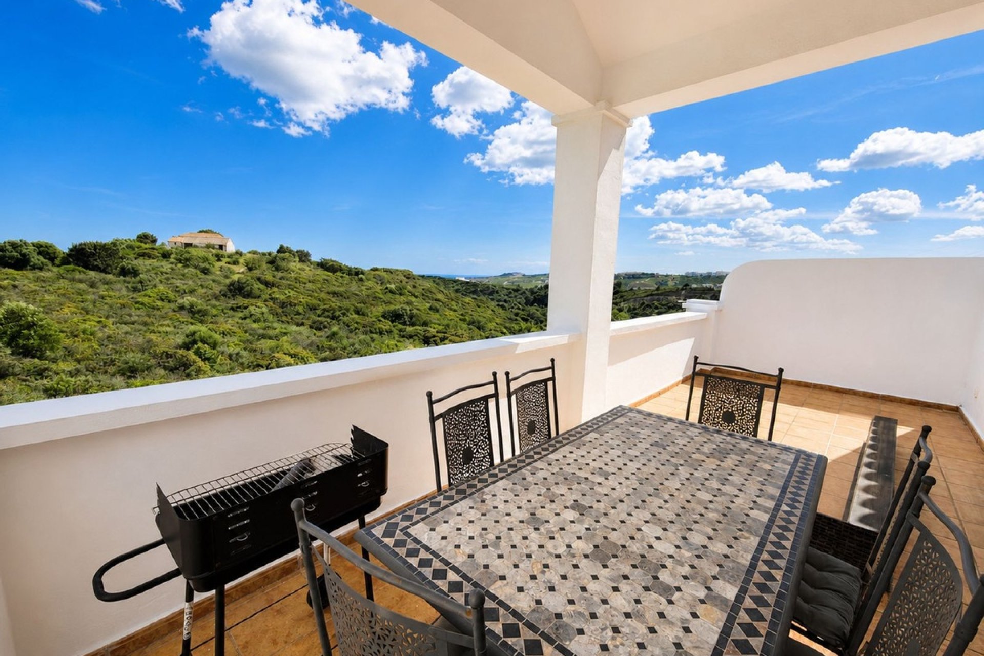 Resale - Town House -
Casares Playa - Costa del Sol