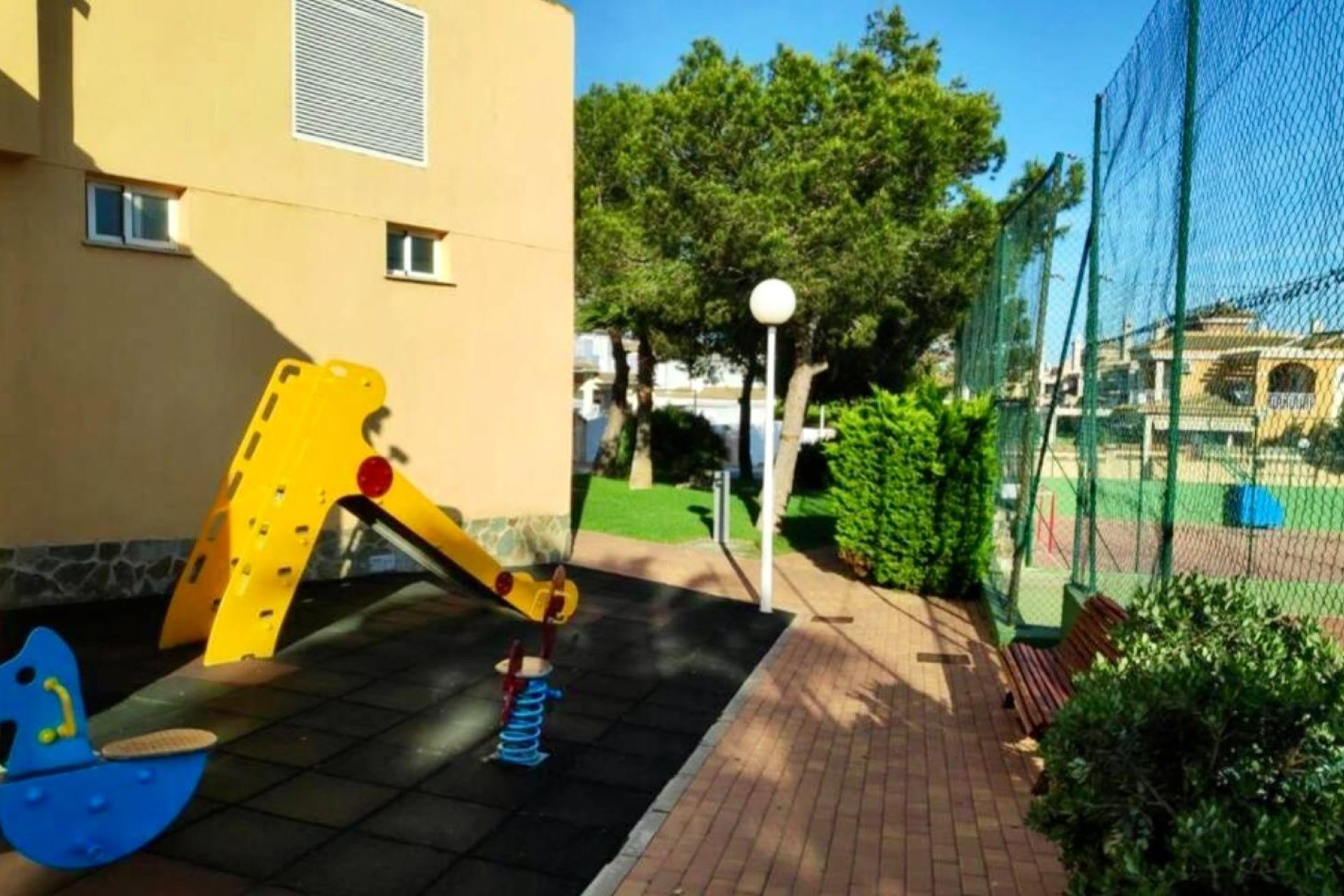 Resale - Town House -
Gran Alacant - Monte Faro-altomar