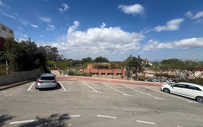 Resale - Town House -
Guardamar del Segura - Centro