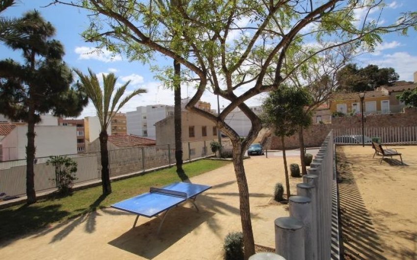 Resale - Town House -
Guardamar del Segura - Centro
