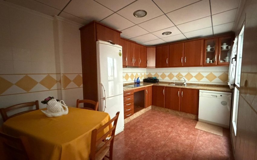 Resale - Town House -
Guardamar del Segura - Pueblo