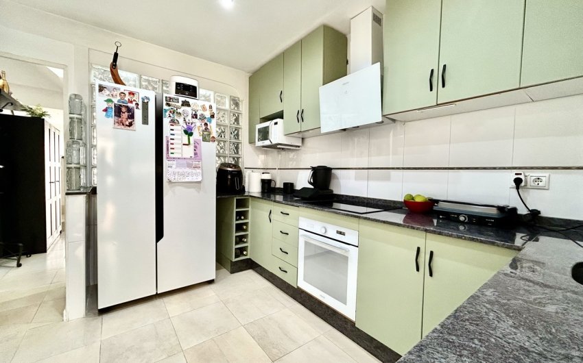 Resale - Town House -
Heredades - Costa Blanca
