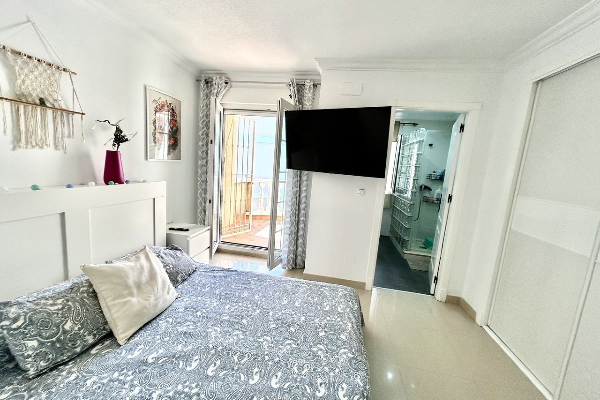 Resale - Town House -
Heredades - Costa Blanca