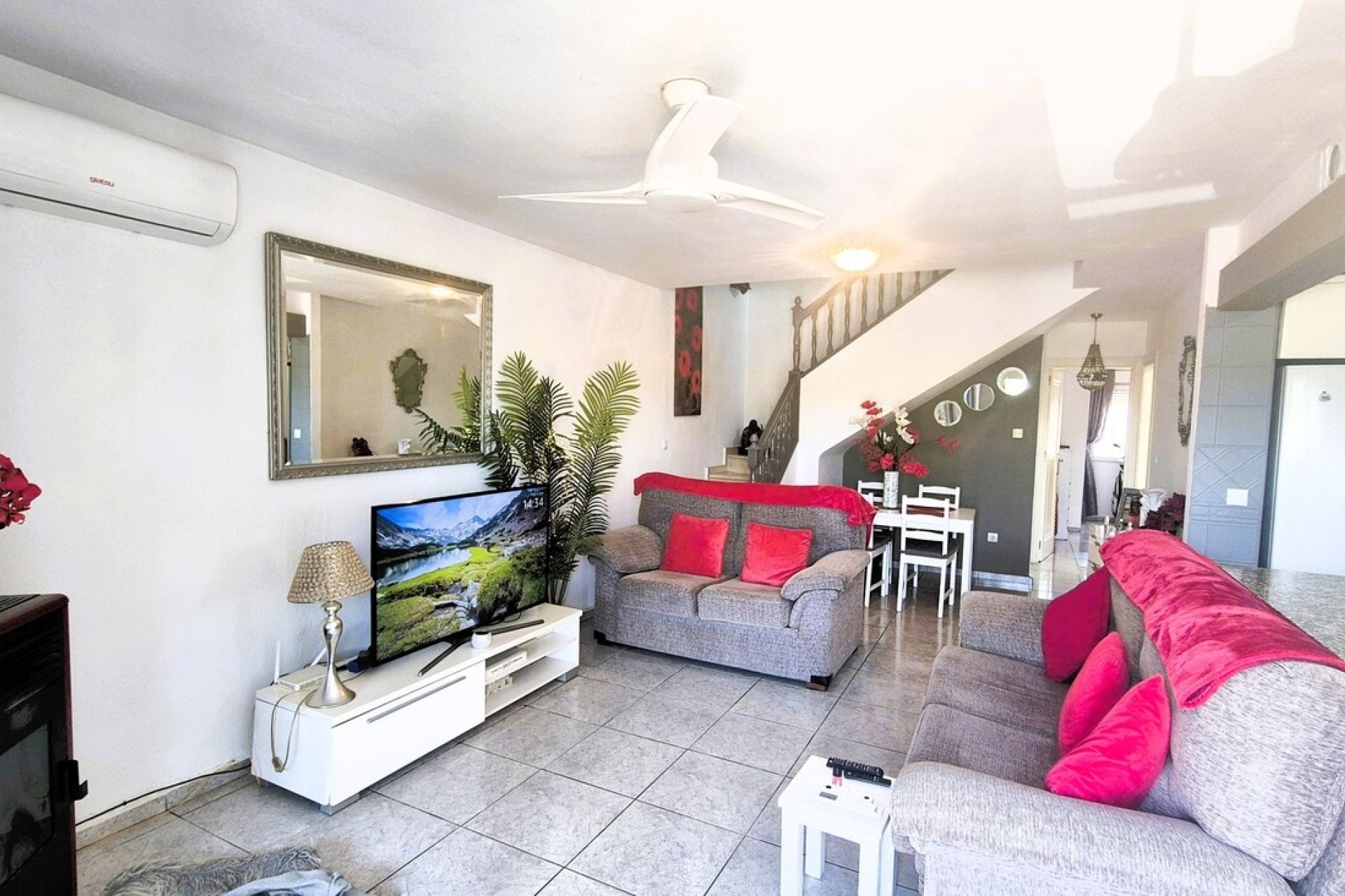 Resale - Town House -
Los Dolses - Inland