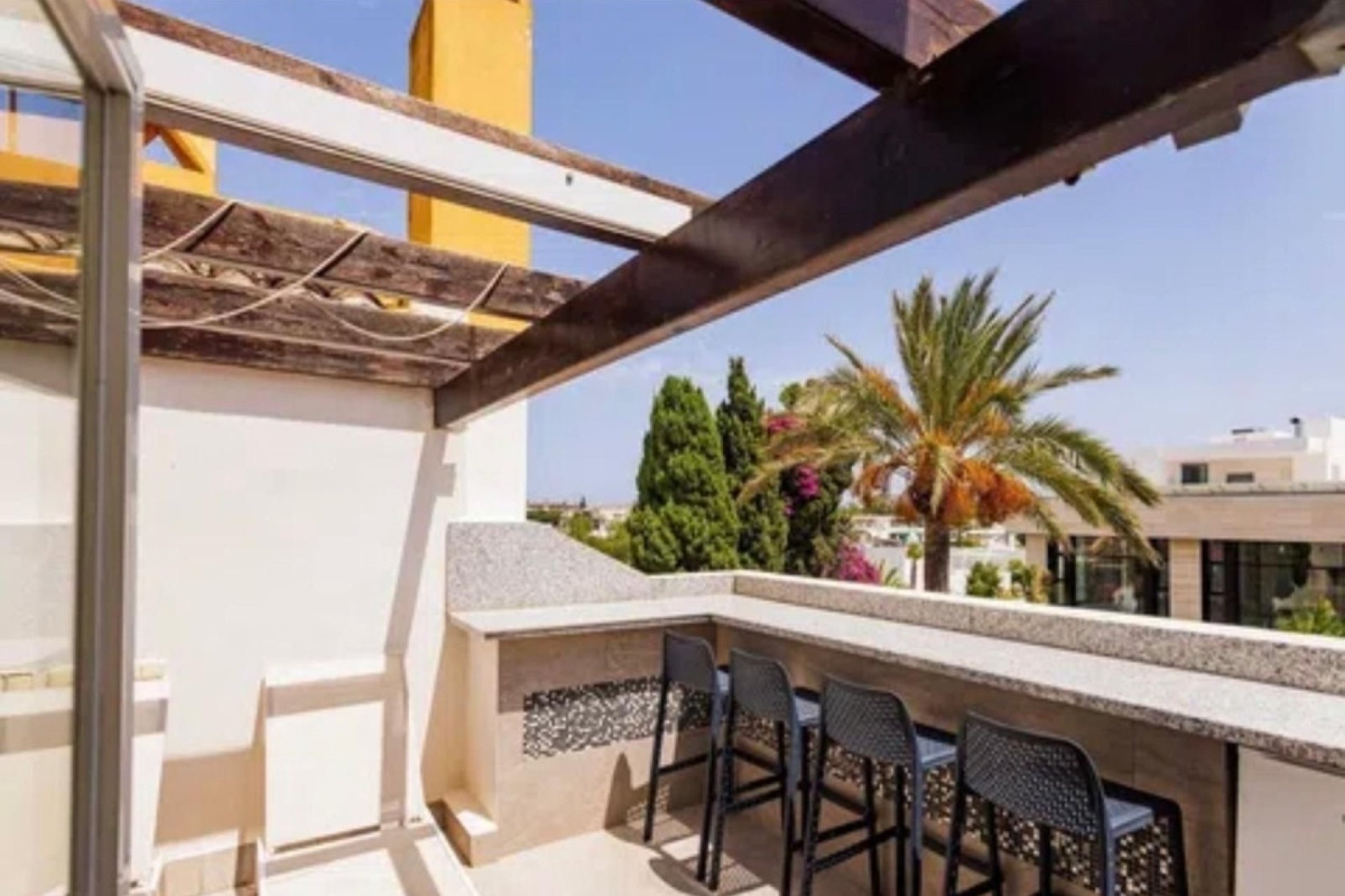 Resale - Town House -
Marbella - Costa del Sol
