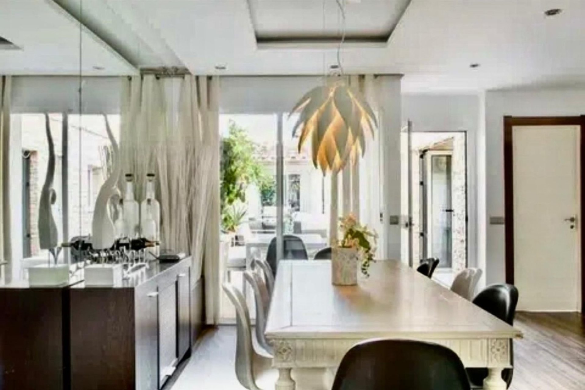 Resale - Town House -
Marbella - Costa del Sol