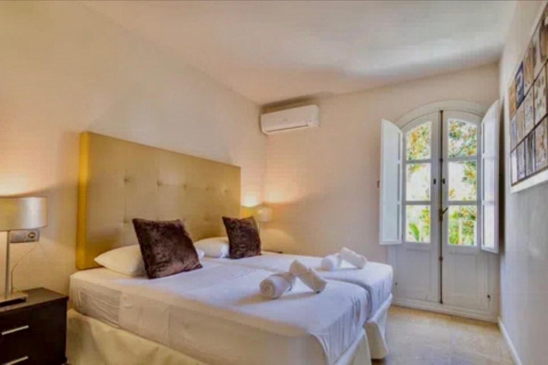Resale - Town House -
Marbella - Costa del Sol