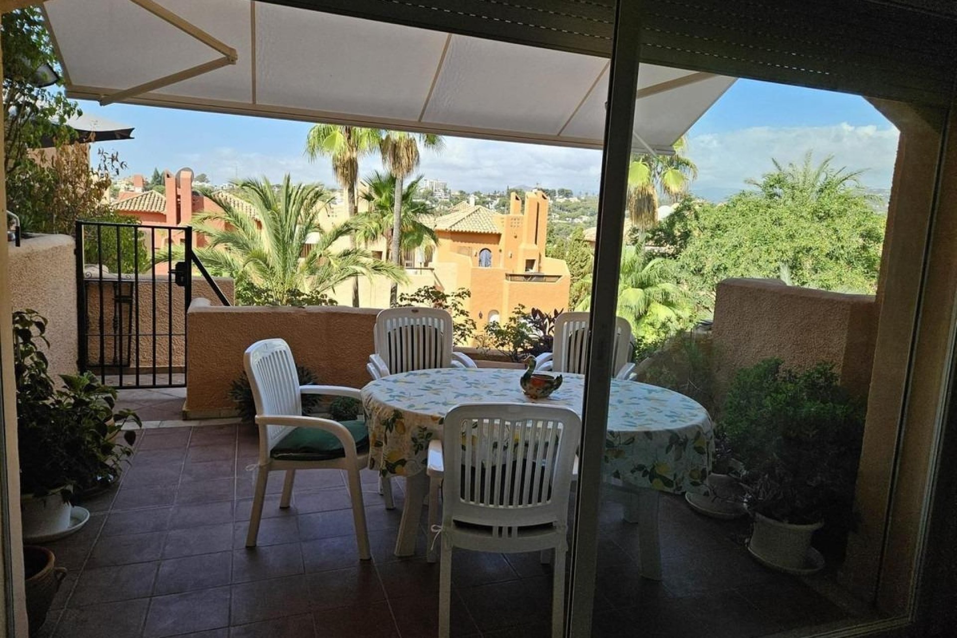 Resale - Town House -
Marbella - Nueva Andalucia