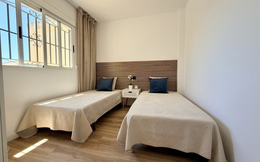 Resale - Town House -
Orihuela Costa - Costa Blanca