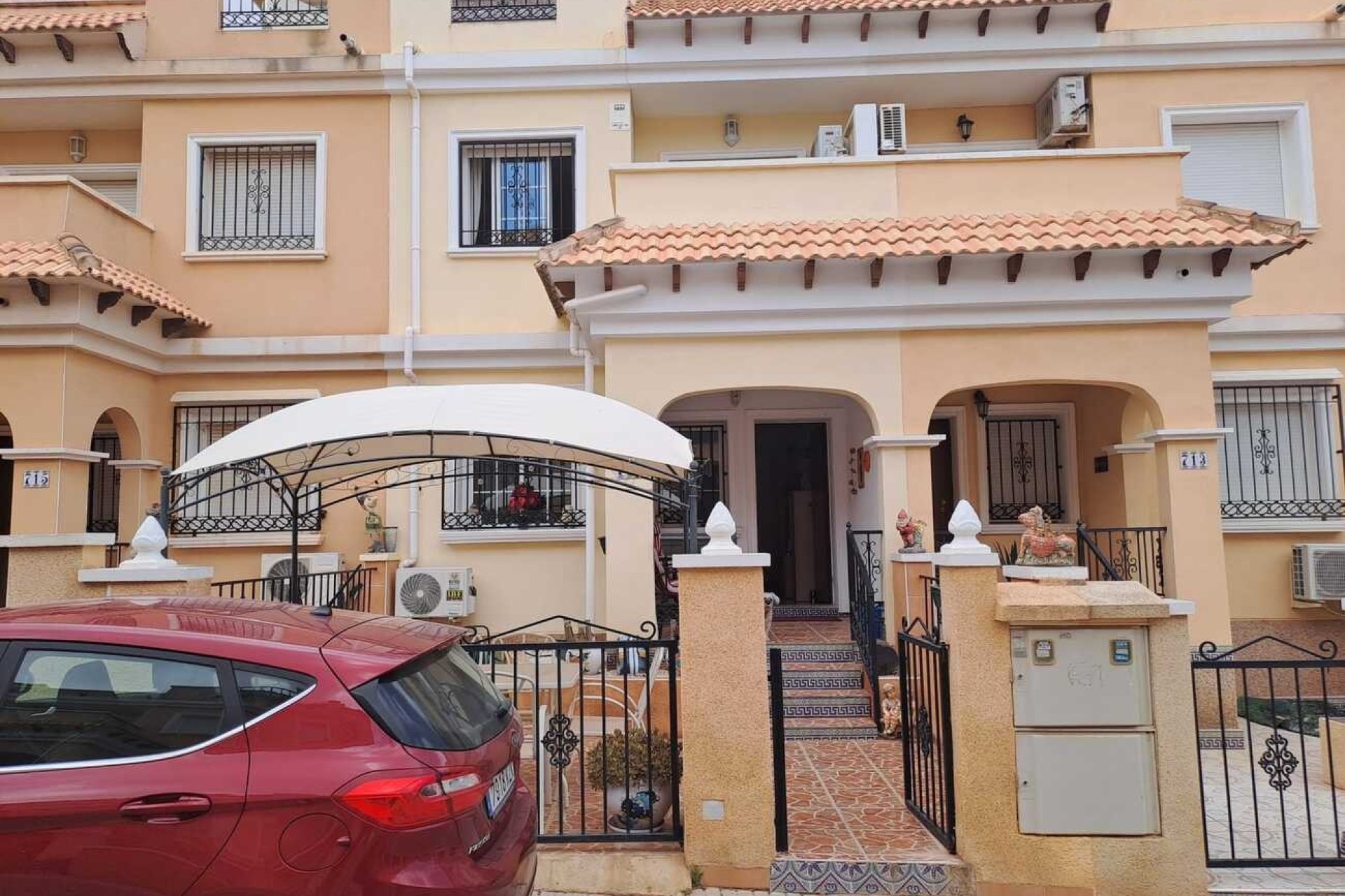 Resale - Town House -
Orihuela Costa - Costa Blanca