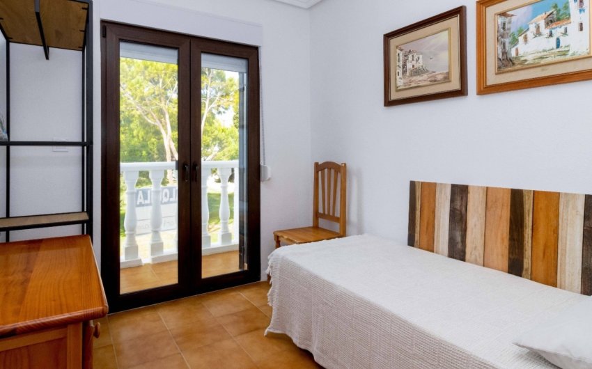 Resale - Town House -
Orihuela Costa - Costa Blanca