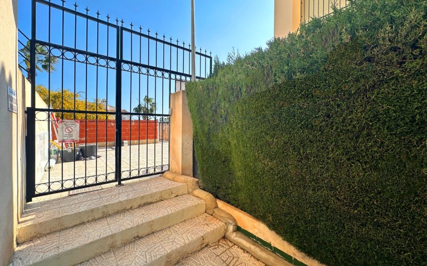 Resale - Town House -
Orihuela Costa - Costa Blanca