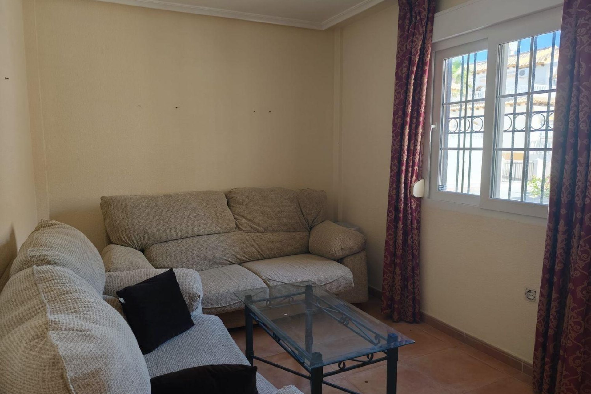 Resale - Town House -
Orihuela Costa - La Florida
