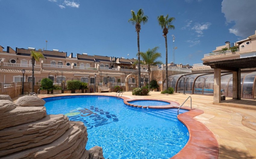 Resale - Town House -
Orihuela Costa - Los Dolses