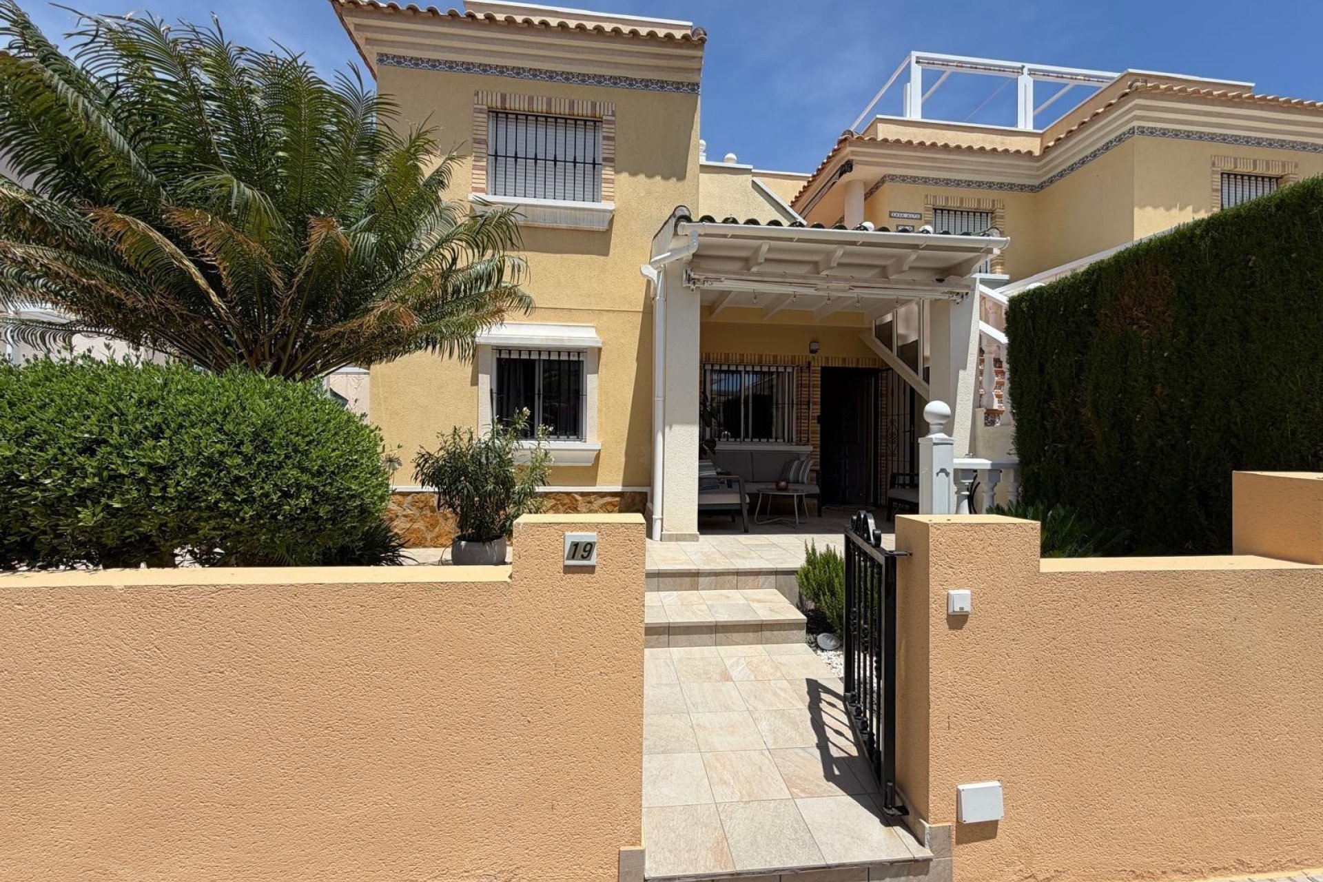 Resale - Town House -
Orihuela Costa - Los Dolses