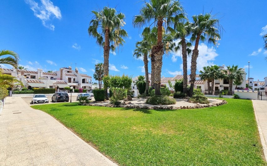 Resale - Town House -
Orihuela Costa - PAU 8