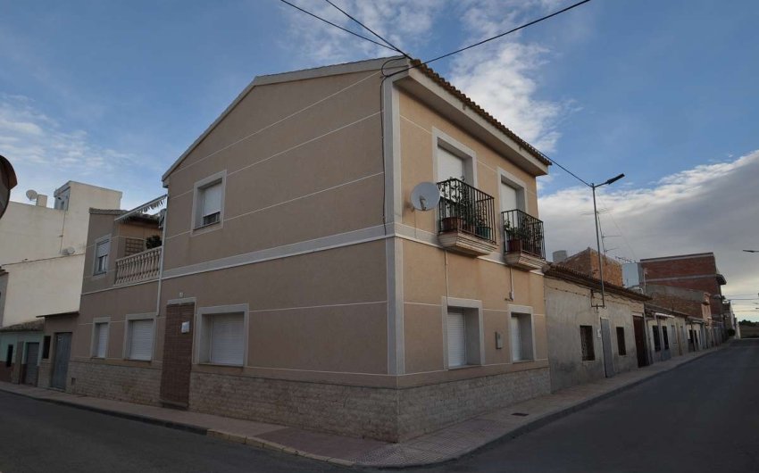 Resale - Town House -
Pinoso - Inland