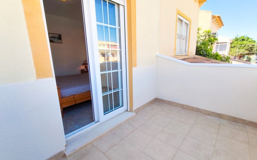 Resale - Town House -
Playa Flamenca - Costa Blanca