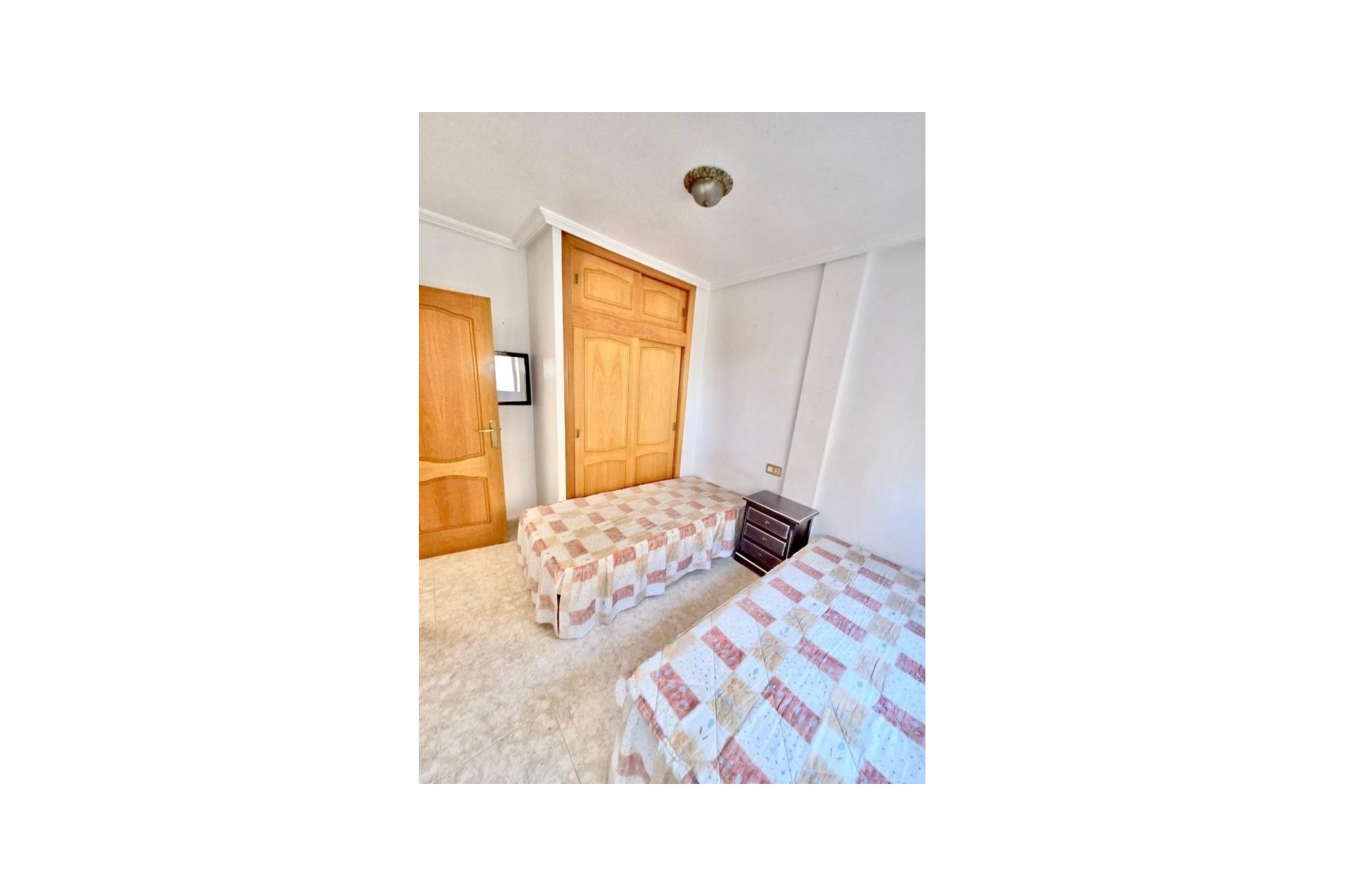 Resale - Town House -
Playa Flamenca - Costa Blanca