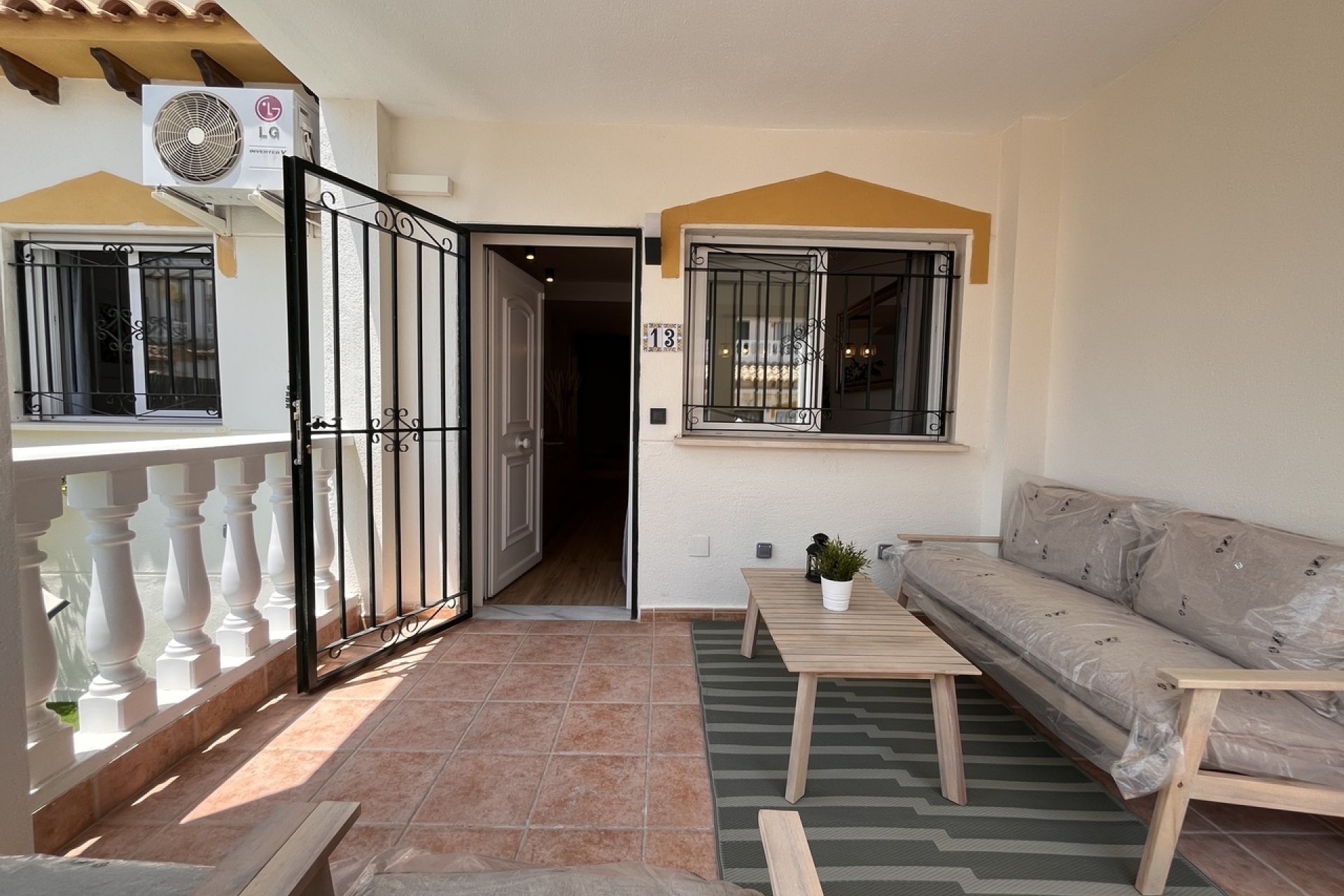 Resale - Town House -
Playa Flamenca - Costa Blanca