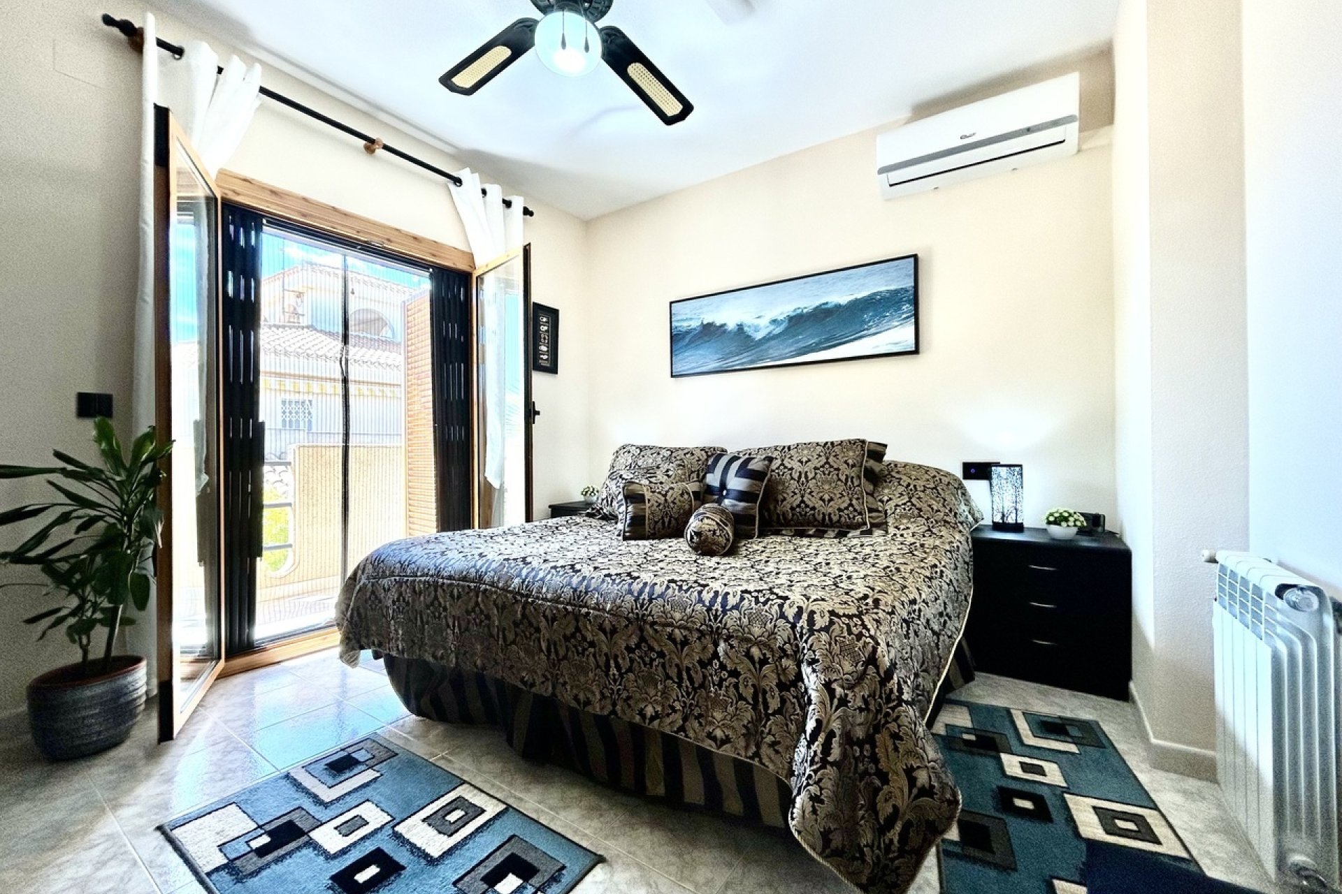 Resale - Town House -
Playa Flamenca - Costa Blanca