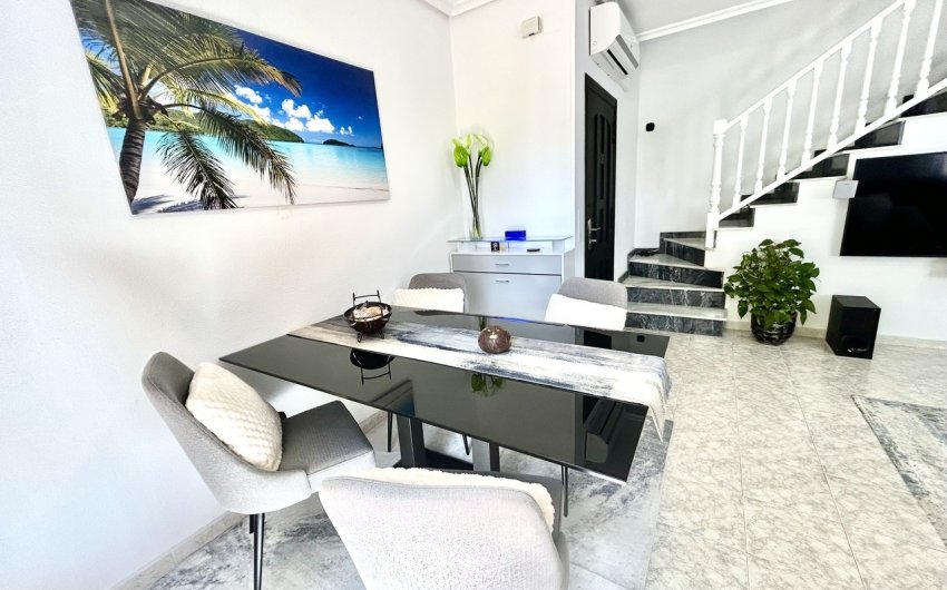 Resale - Town House -
Playa Flamenca - Costa Blanca