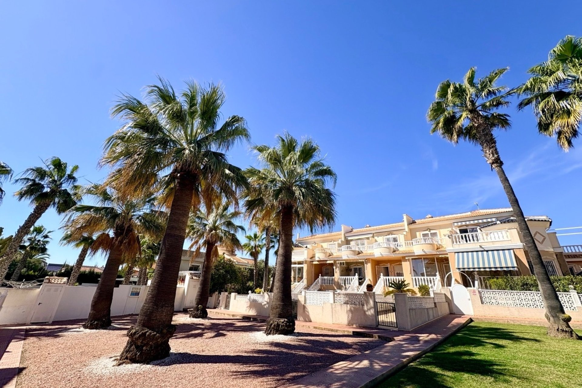 Resale - Town House -
Rojales - Inland