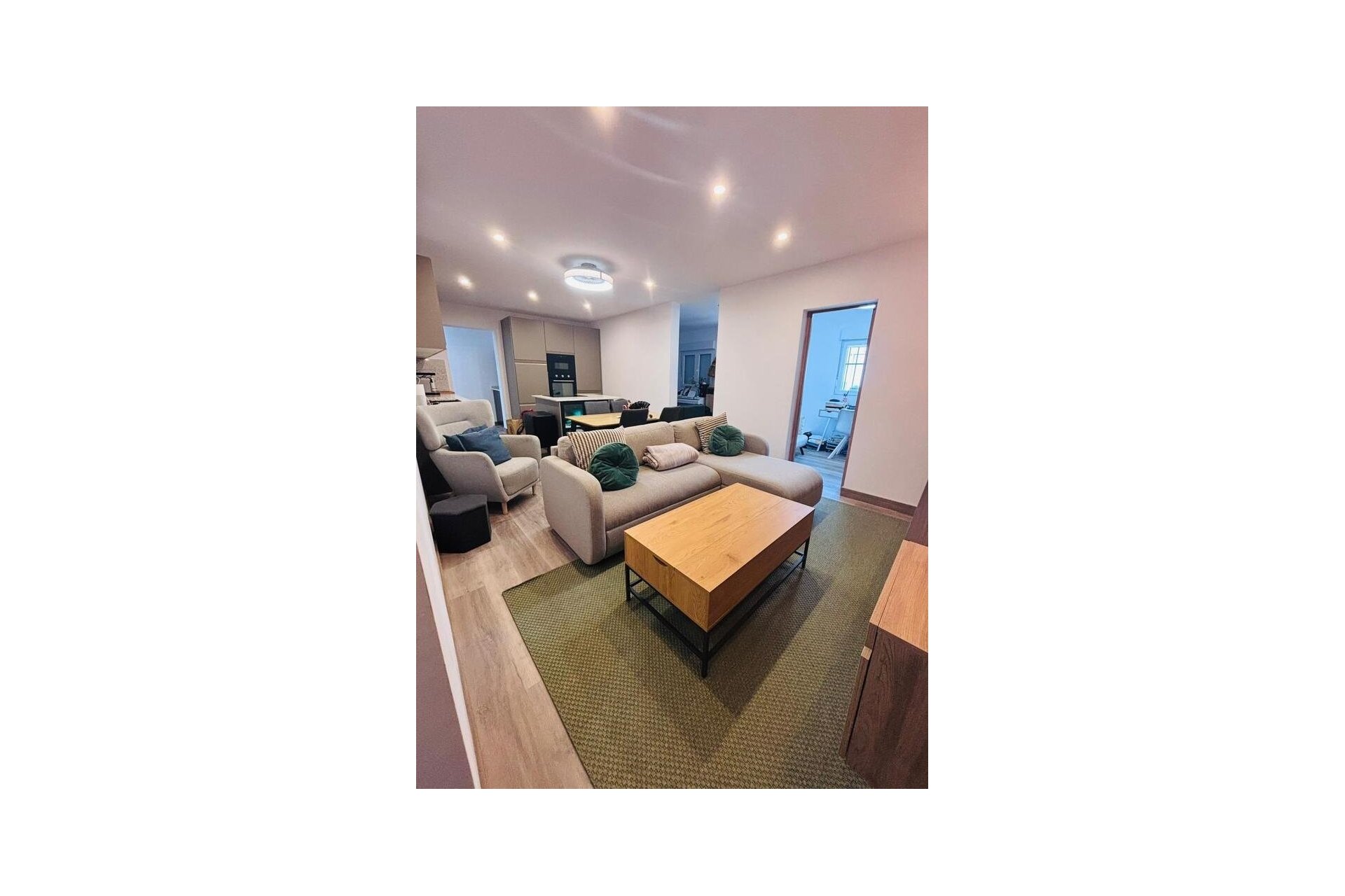 Resale - Town House -
San Miguel de Salinas - Inland