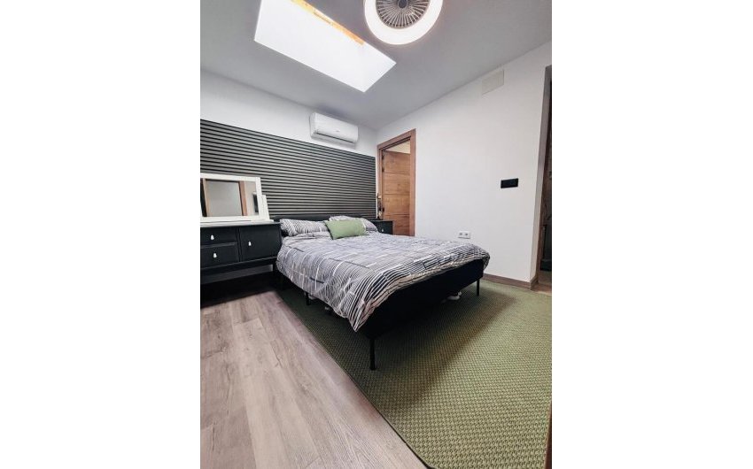 Resale - Town House -
San Miguel de Salinas - Inland