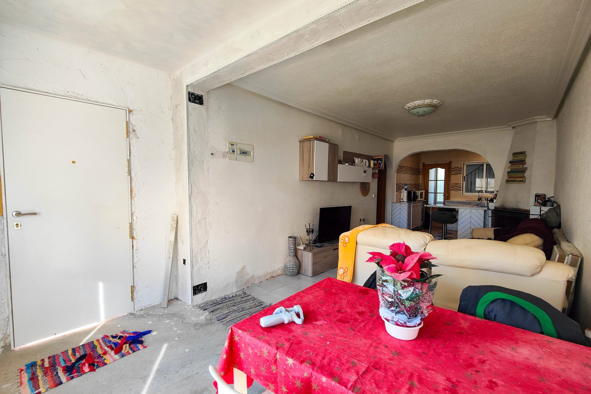 Resale - Town House -
San Miguel de Salinas - Inland