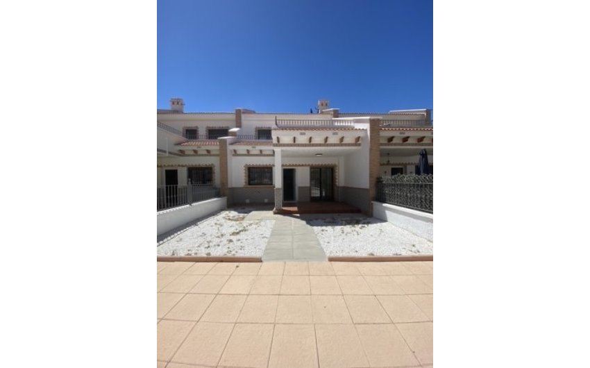 Resale - Town House -
San Miguel de Salinas - Inland