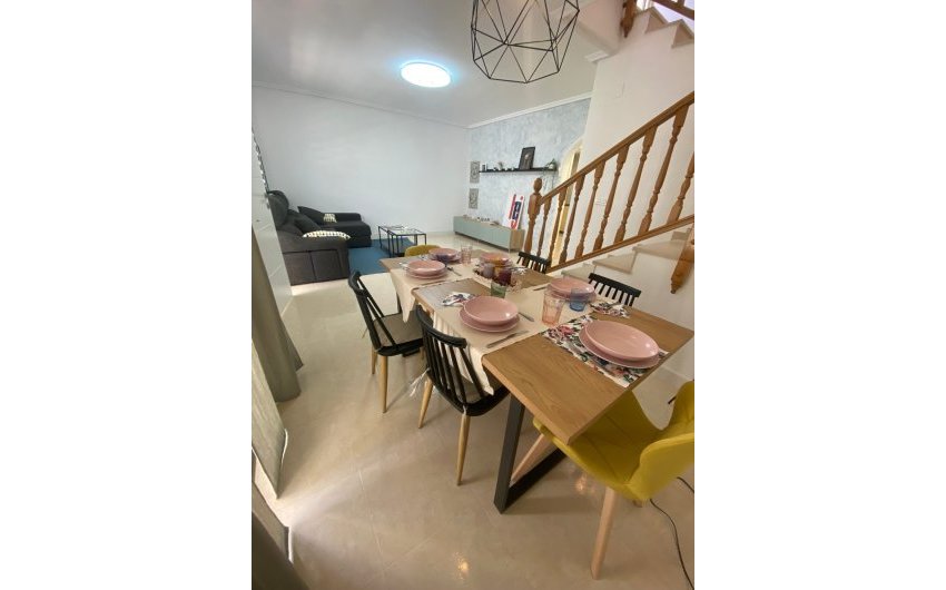 Resale - Town House -
San Miguel de Salinas - Inland