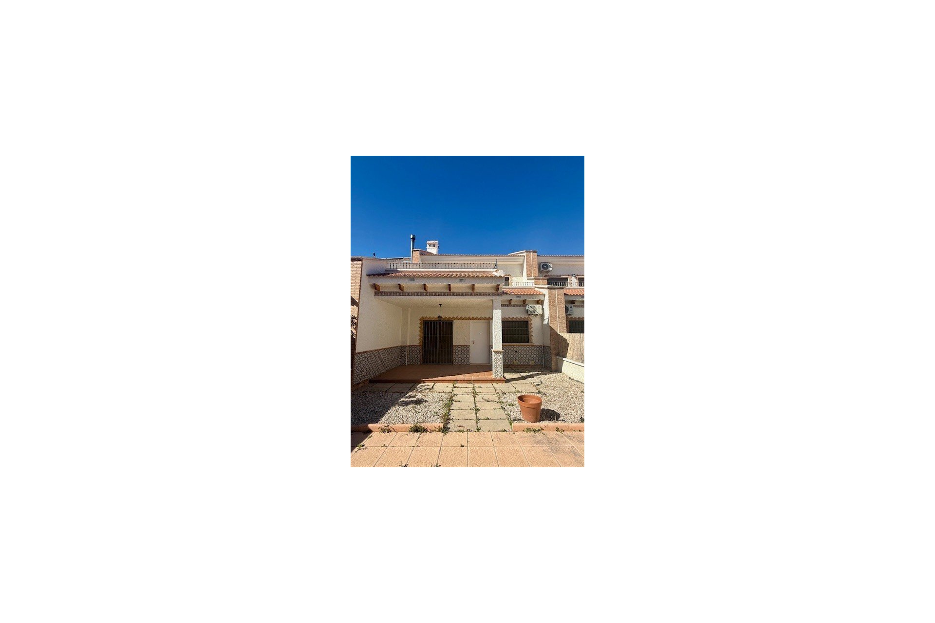 Resale - Town House -
San Miguel de Salinas - Inland
