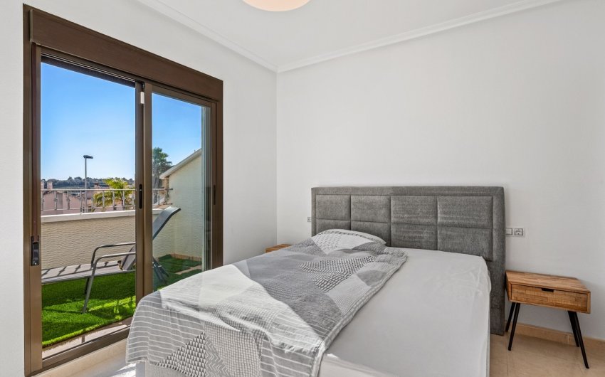 Resale - Town House -
San Miguel de Salinas - Inland