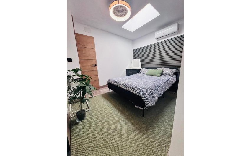 Resale - Town House -
San Miguel de Salinas - Inland