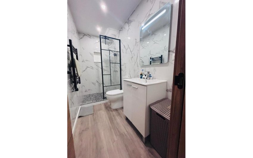 Resale - Town House -
San Miguel de Salinas - Inland